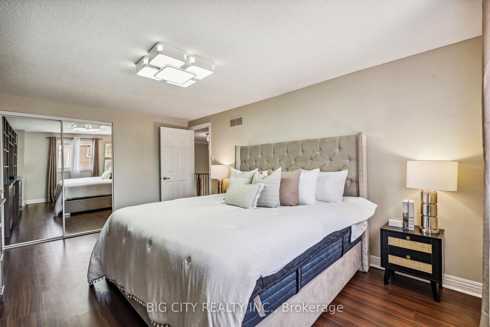 22 Silverthorne Road photo 39