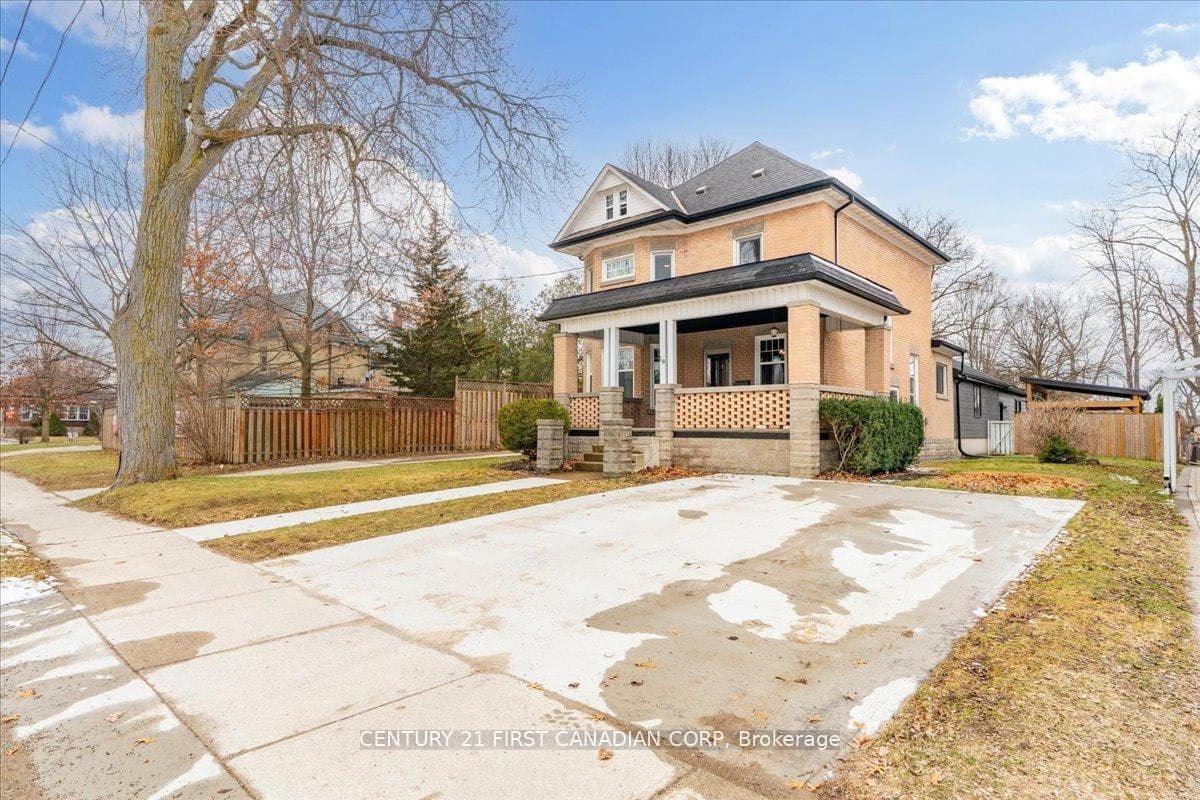 18 Colborne Street photo 2
