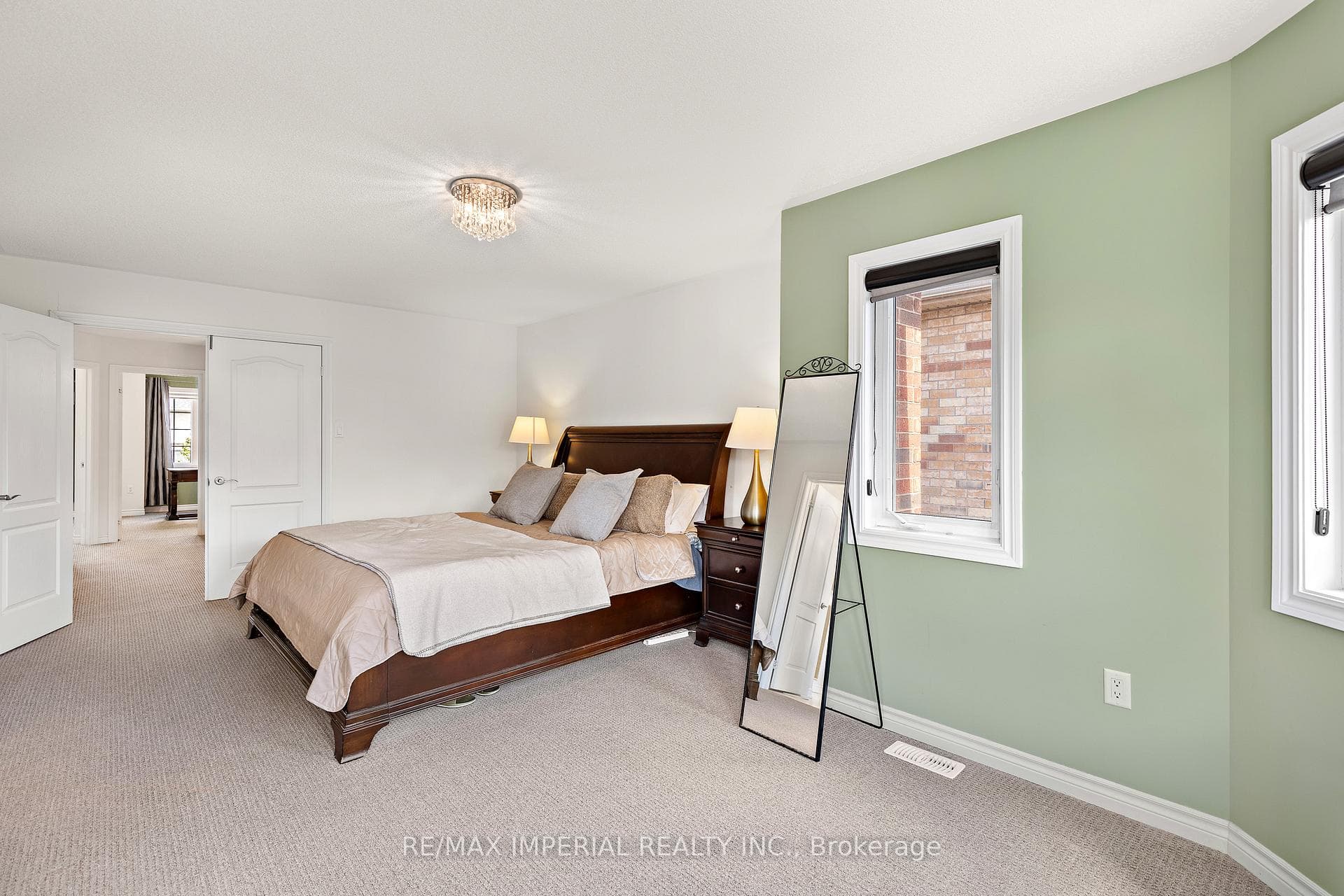 2462 Kwinter Road photo 24