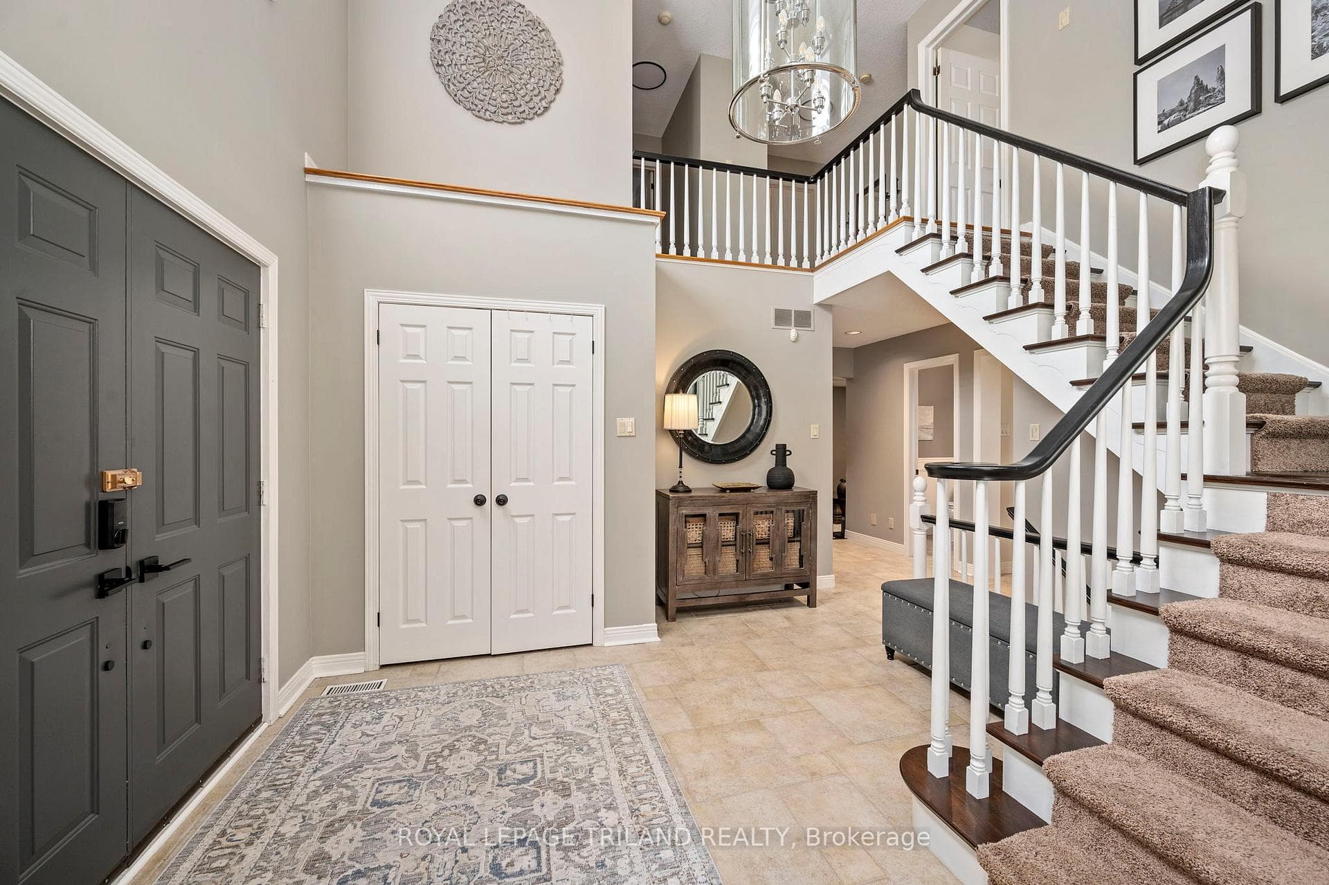 29 Ullswater Crescent photo 3