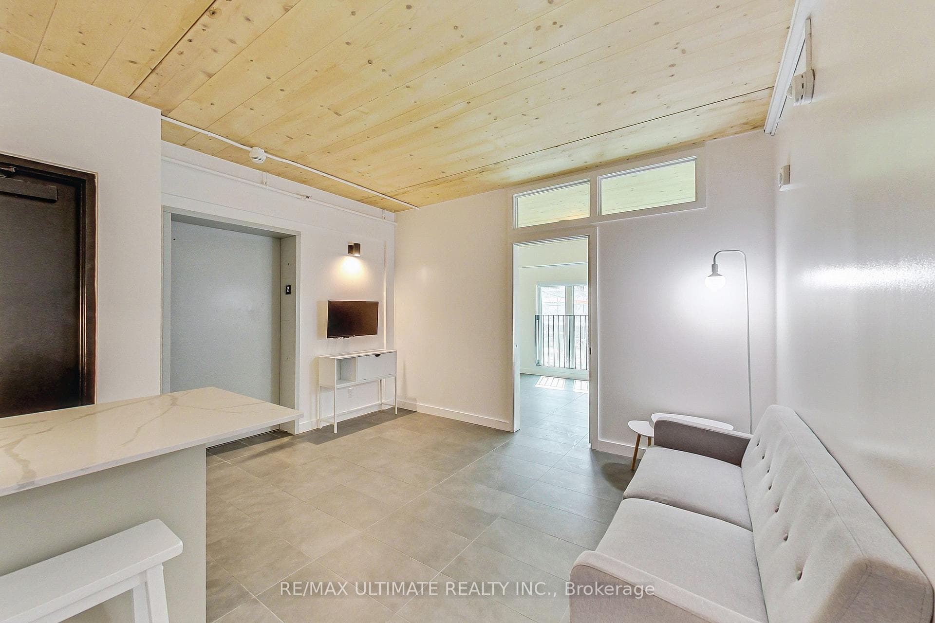 1602 Queen Street Unit 201 photo 6