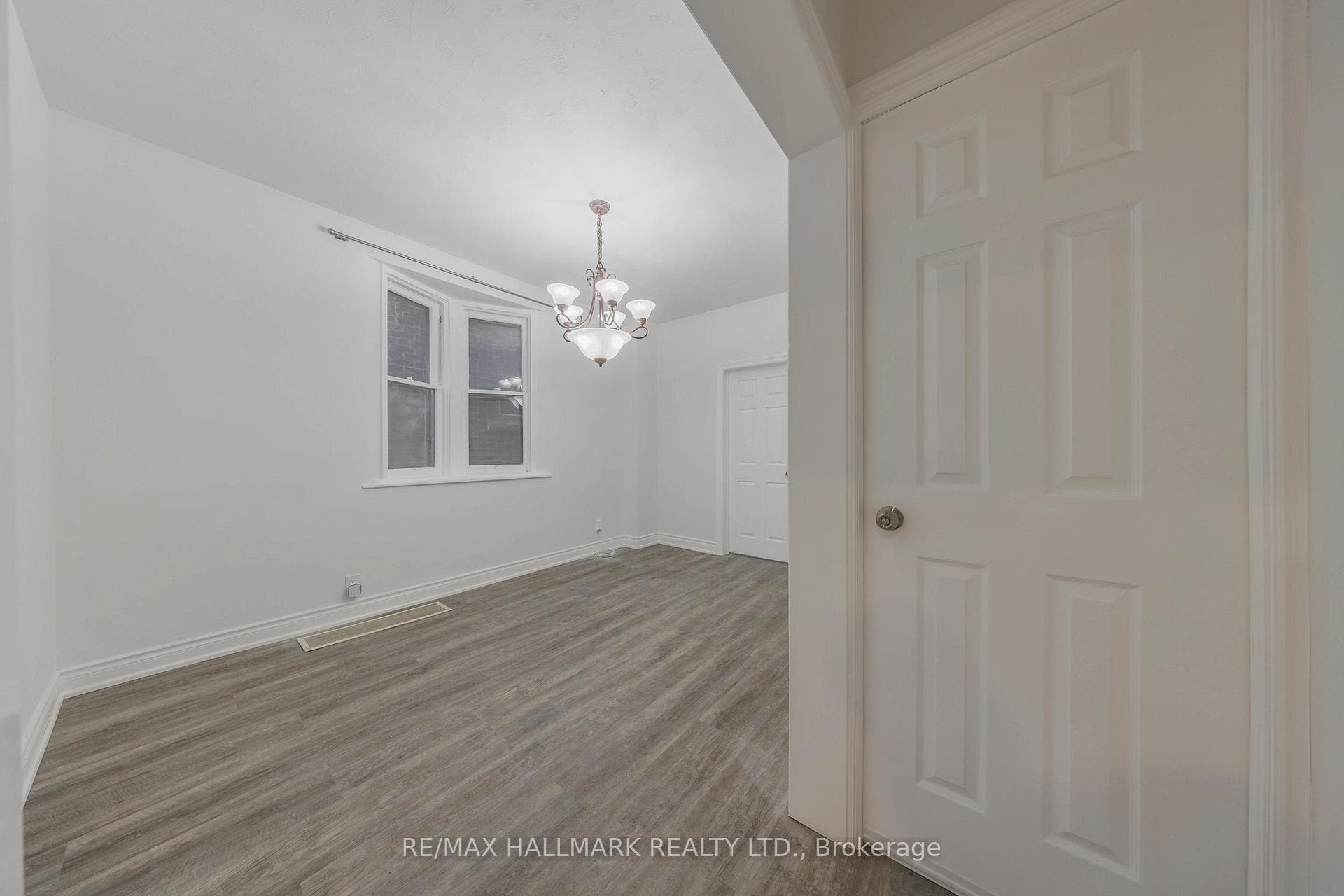 185 Laughton Avenue photo 16