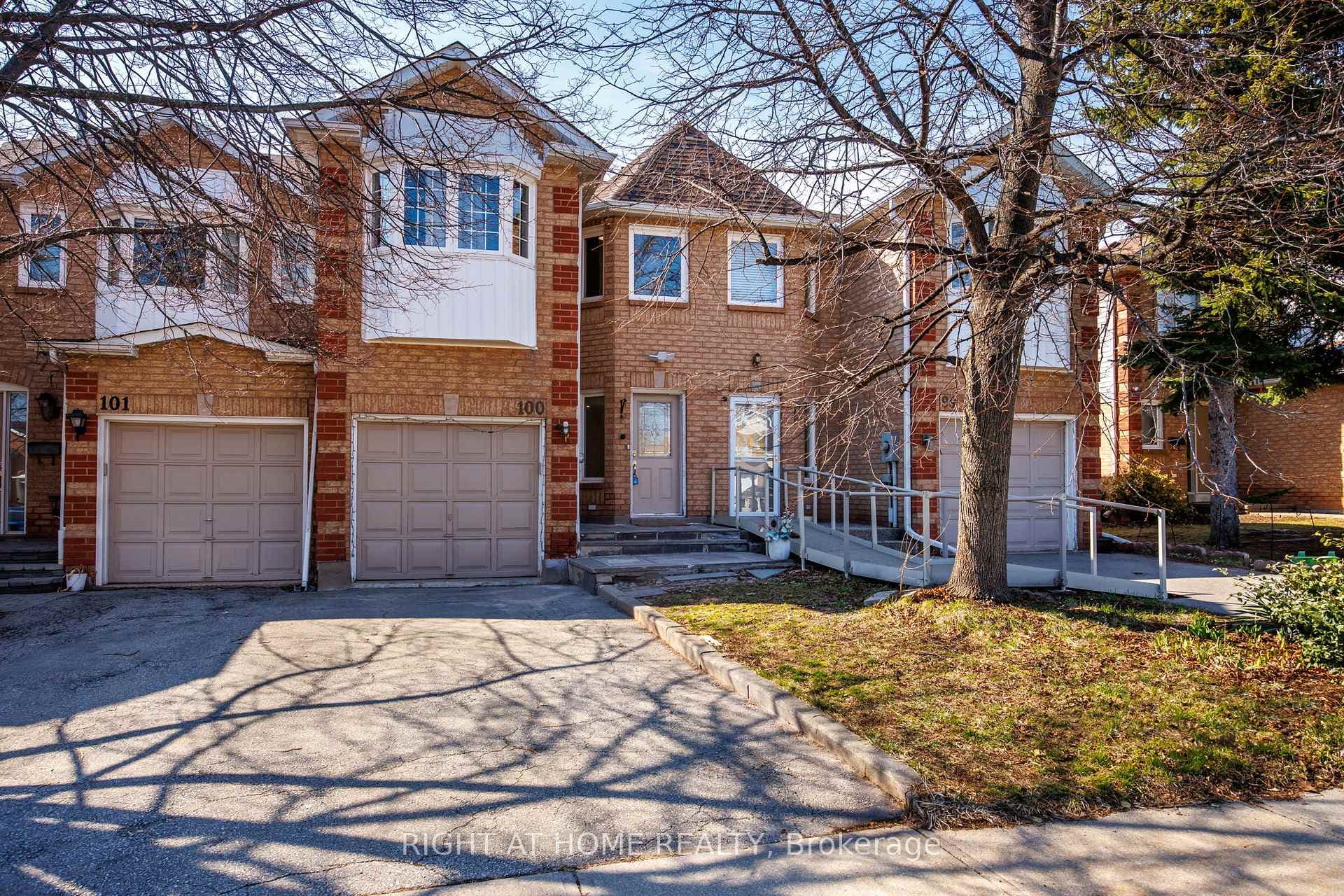 2350 GRAND RAVINE Drive Unit 100 photo 1