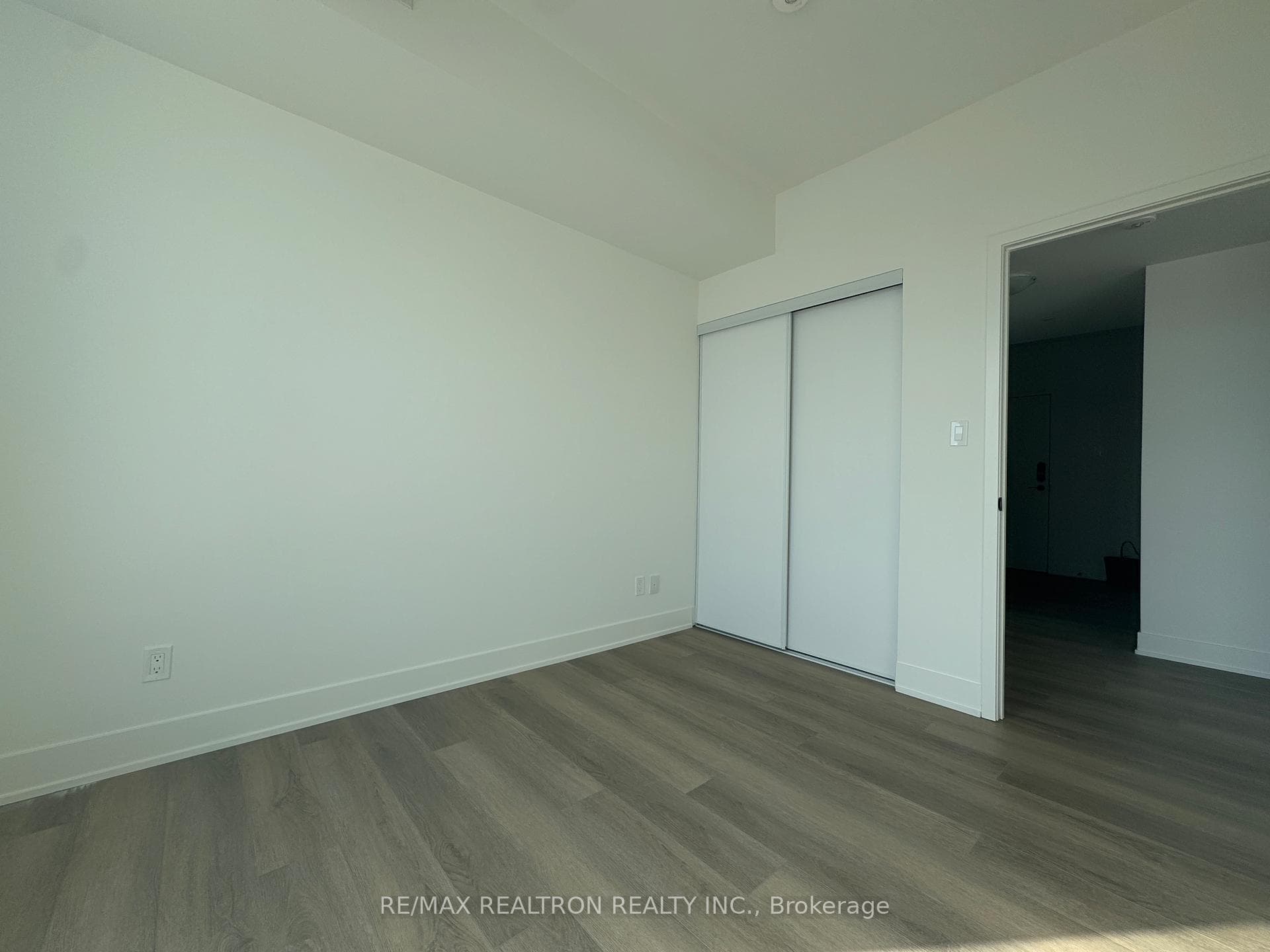 38 Andre De Grasse Street Unit 1007 photo 9