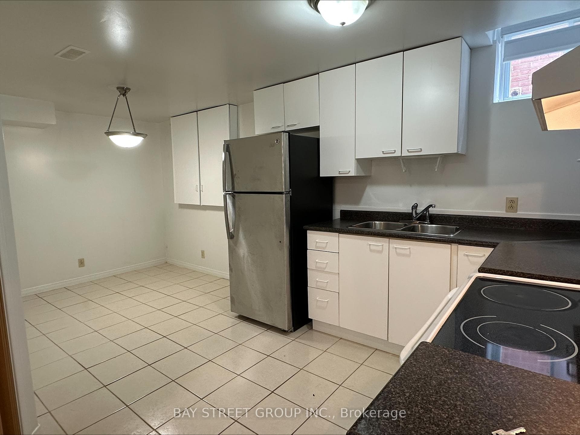 12 MARCUS Crescent Unit #BSMT photo 5