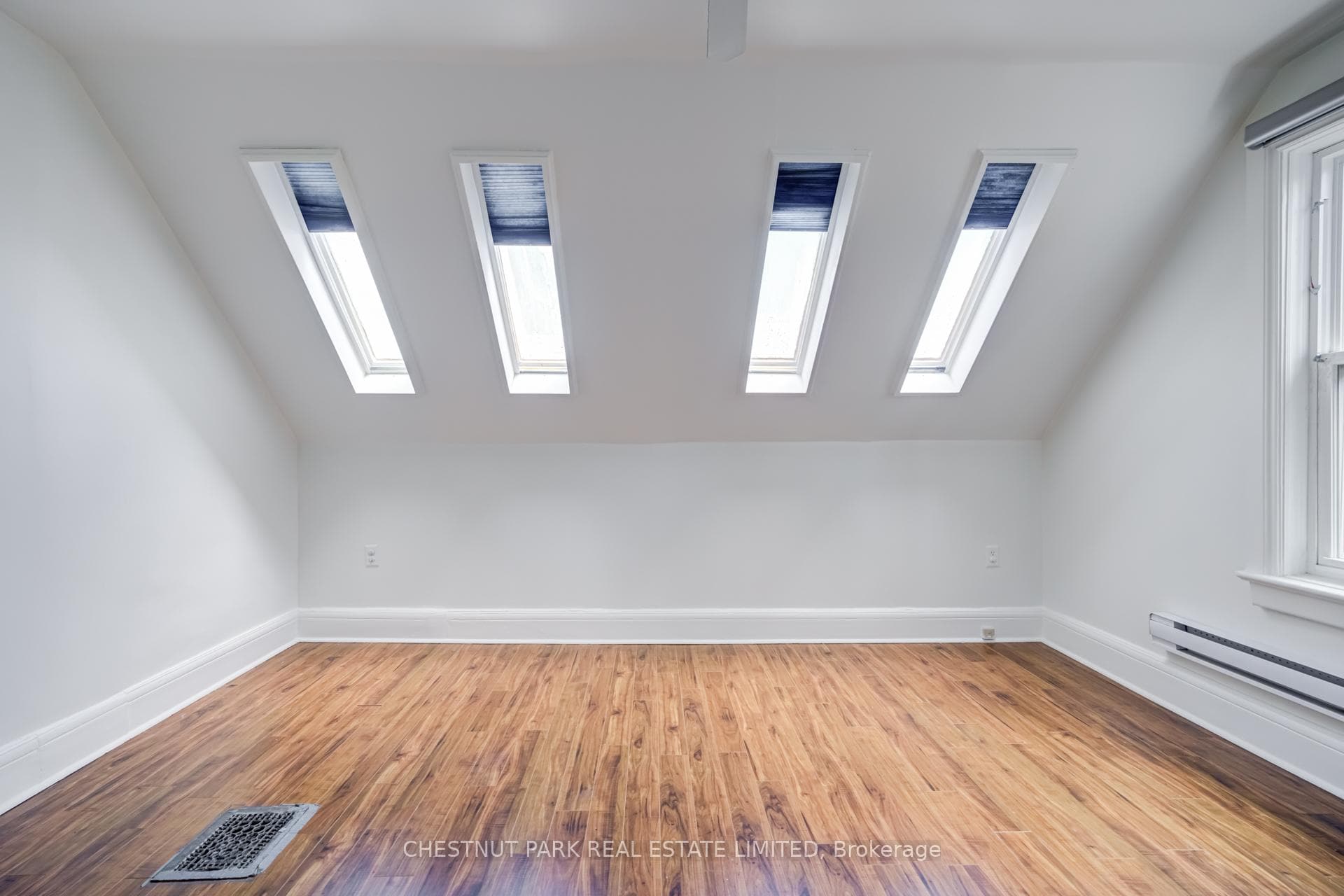 477 Shaw Street photo 12