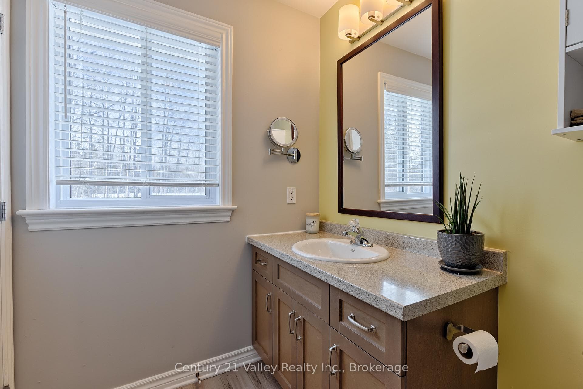 543 Anderson Road photo 34