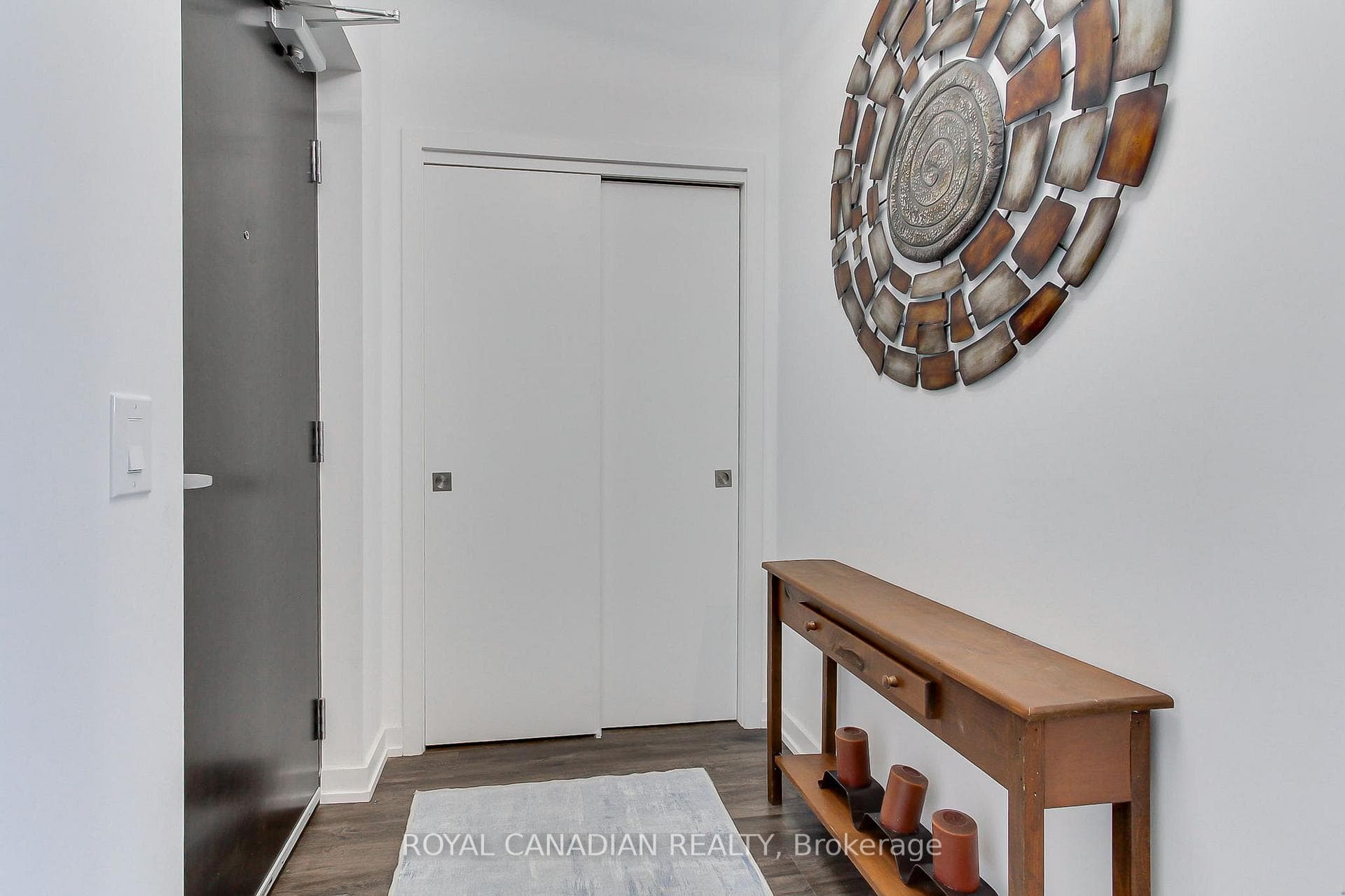 430 ESSA Road Unit 418 photo 8