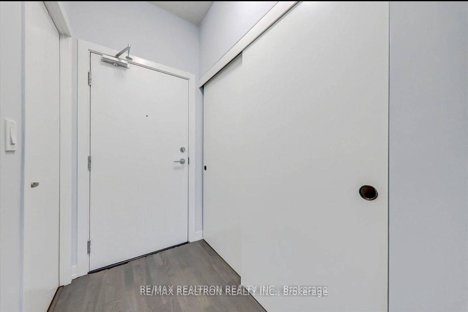 10 Willison Square Unit 803 photo 6