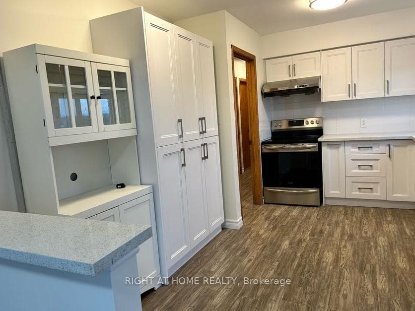 289 Bernhardt Road photo 6