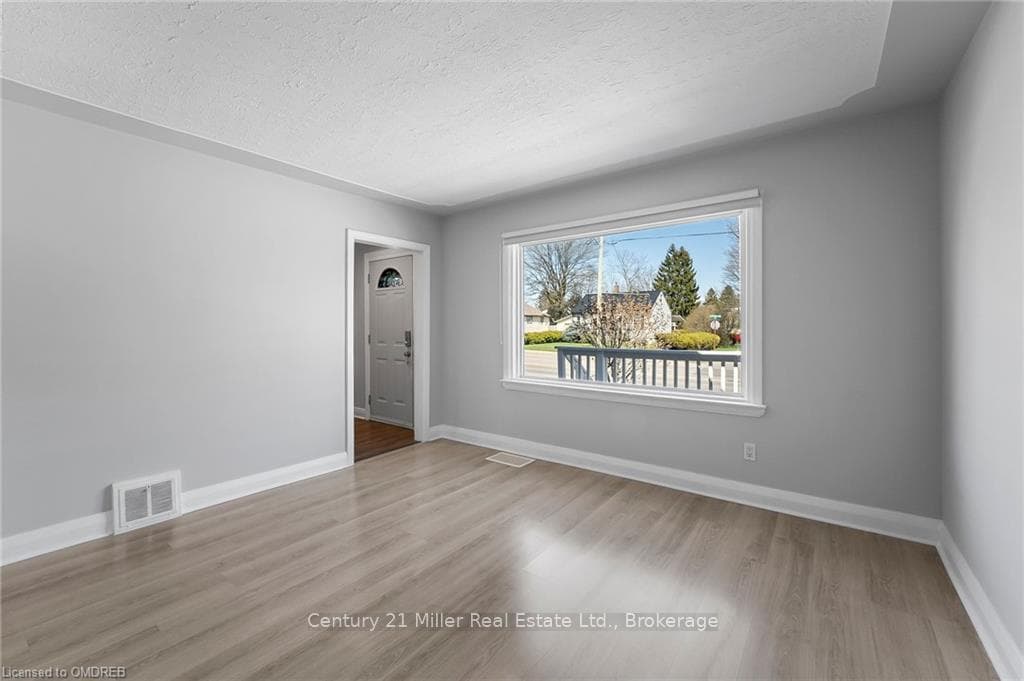 241 HIGHBURY Avenue photo 6