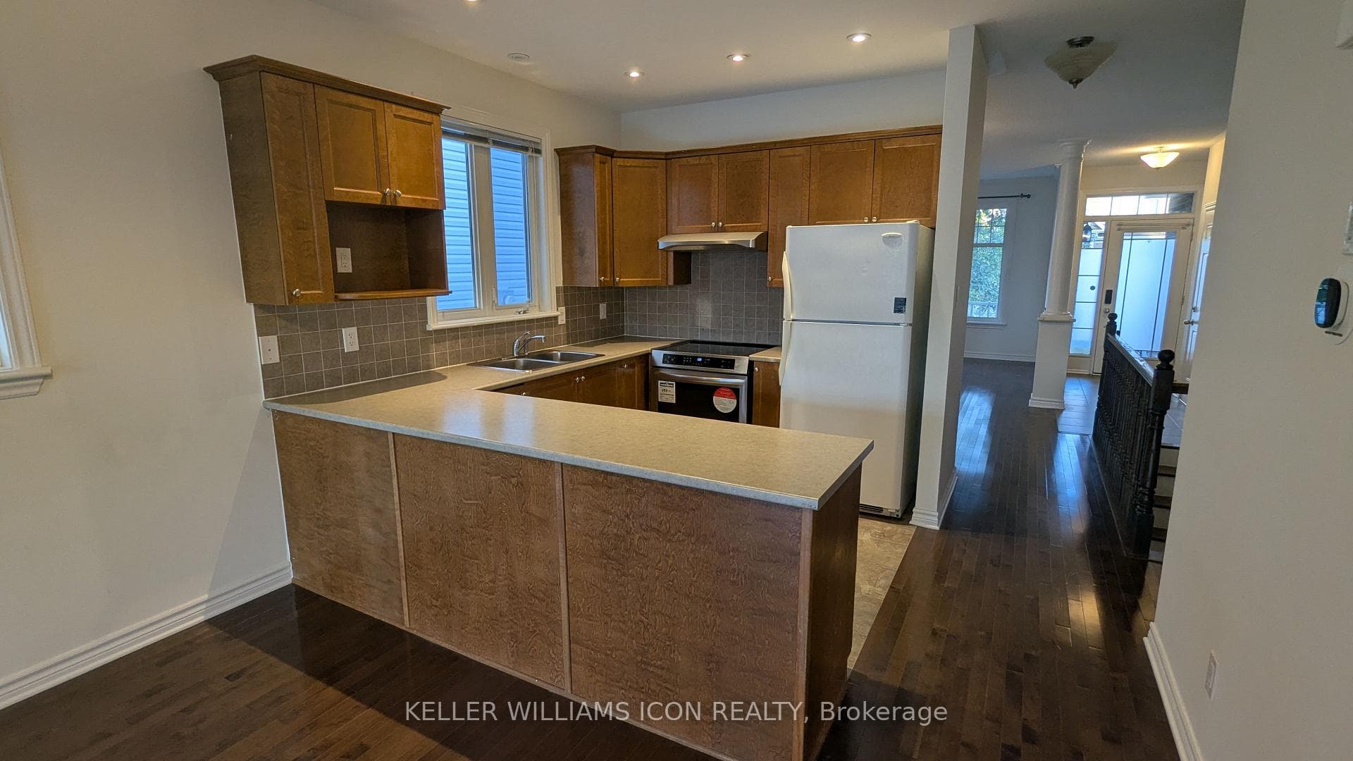 764 Fletcher Circle photo 7