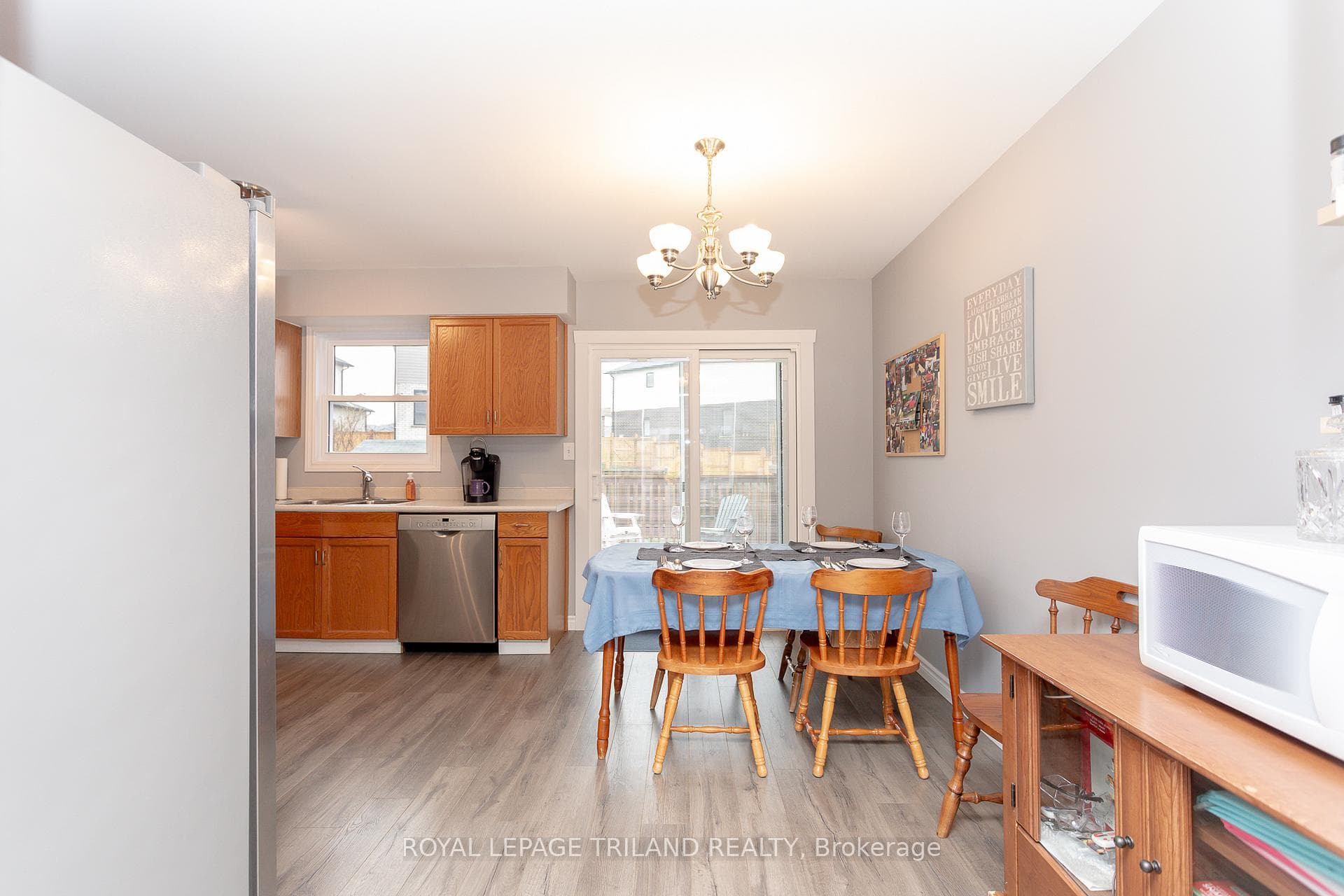 401 Highview Drive photo 7