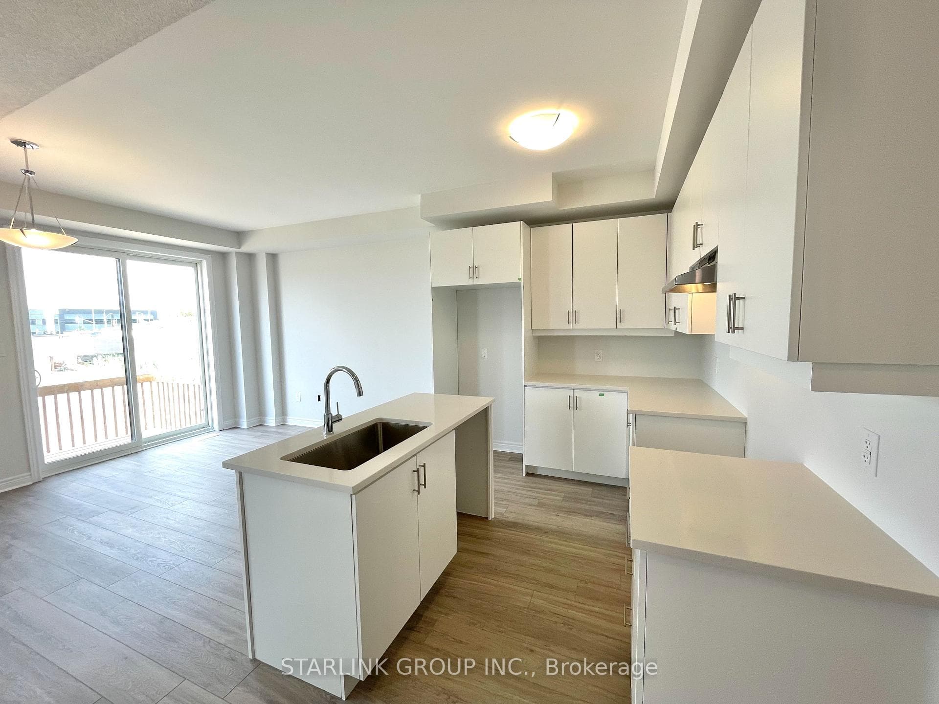 194 Mumbai Drive photo 7