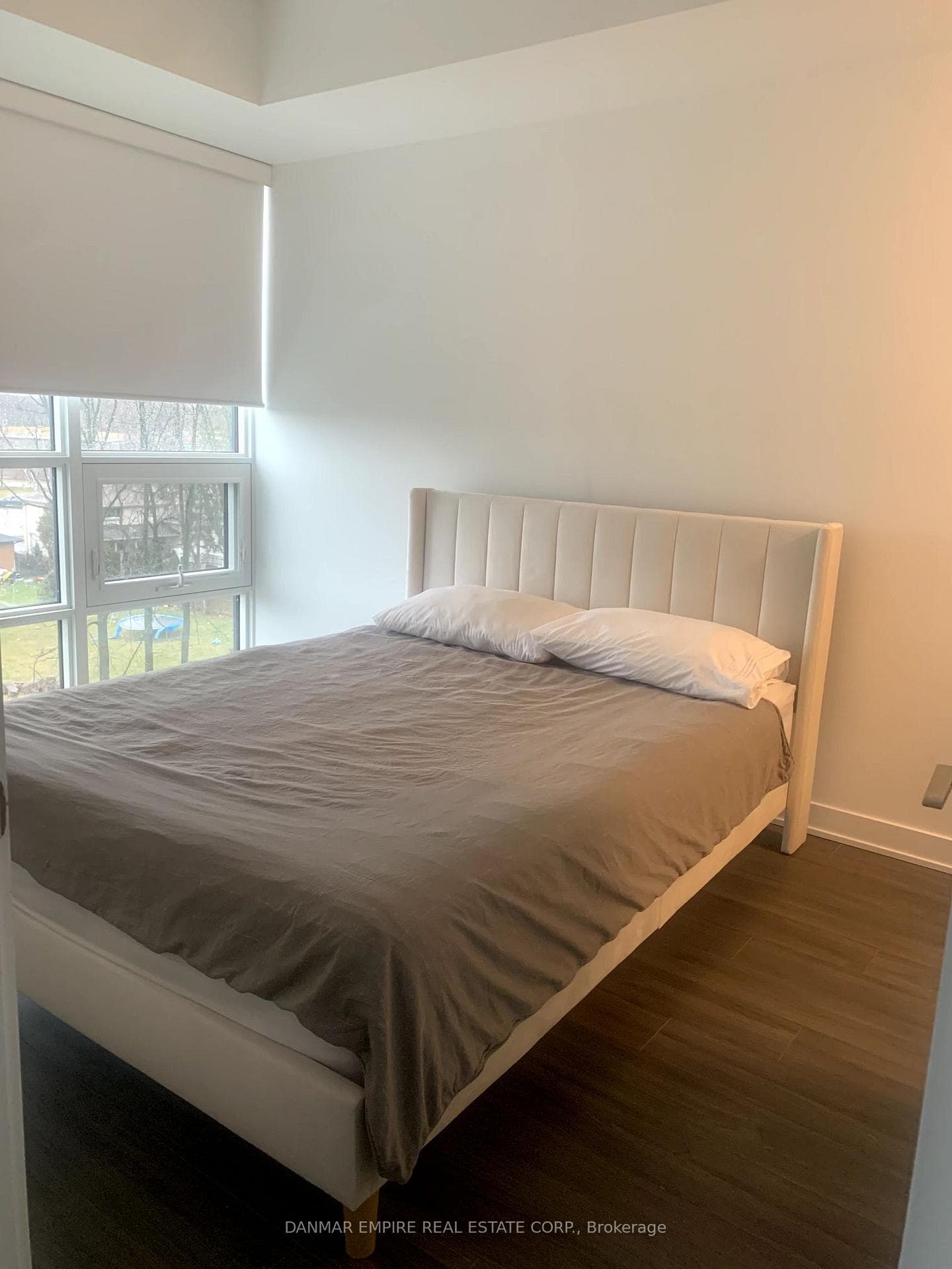 681 Yonge Street Unit 425 photo 7