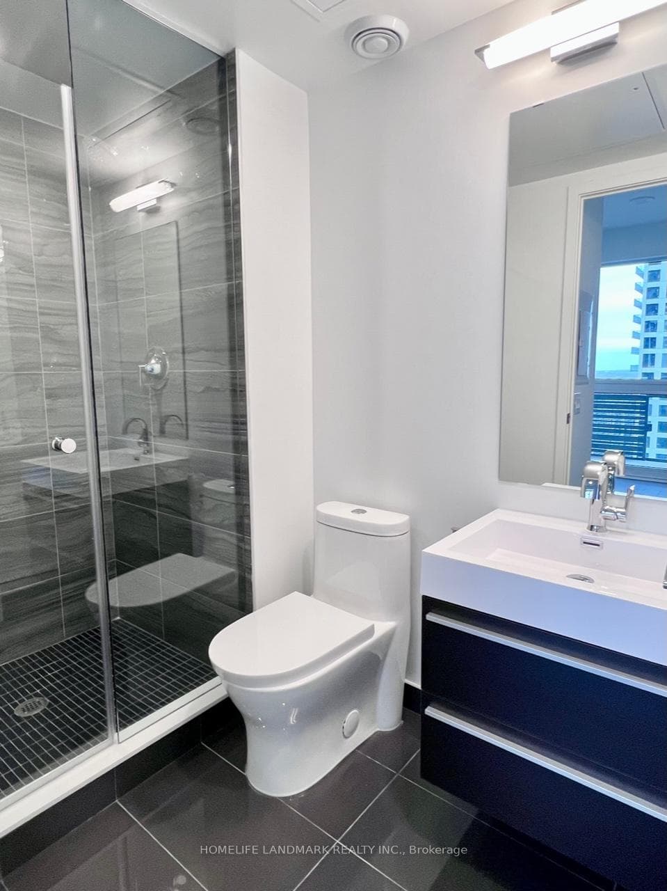 39 Roehampton Avenue Unit 2601 photo 19