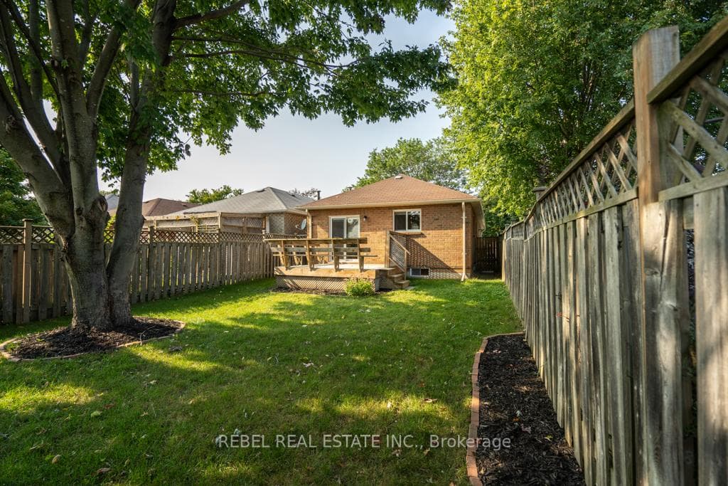 40 Inglis Avenue photo 38
