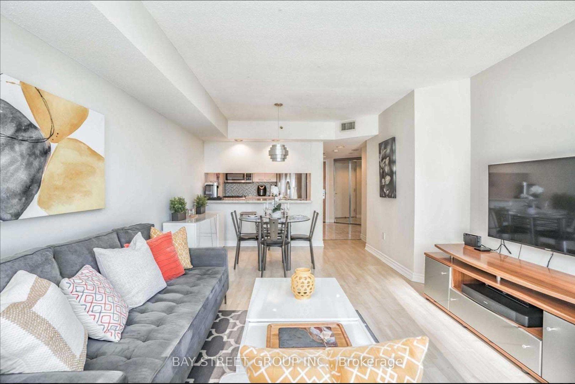 38 Elm Street Unit 3302 photo 2