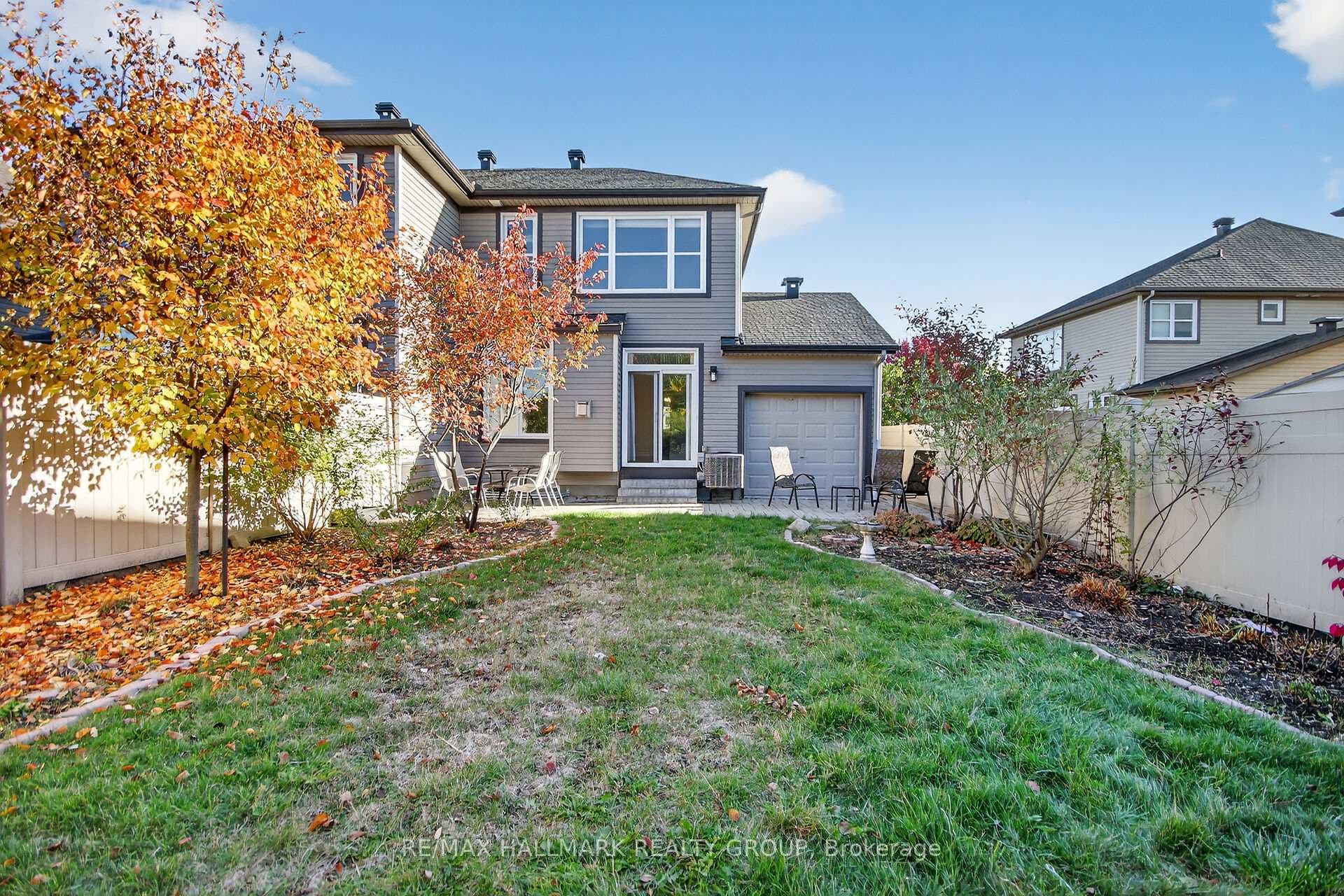 55 Claridge Drive photo 39