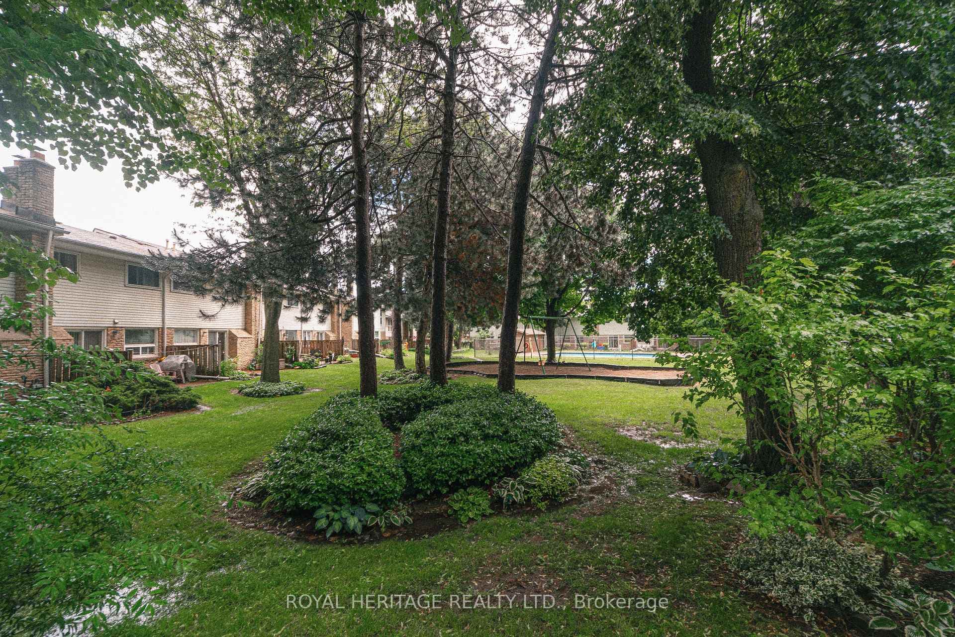 77 Brimwood Boulevard photo 17