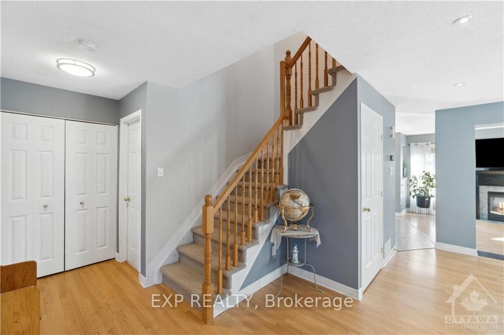 147 KINCARDINE Drive photo 13