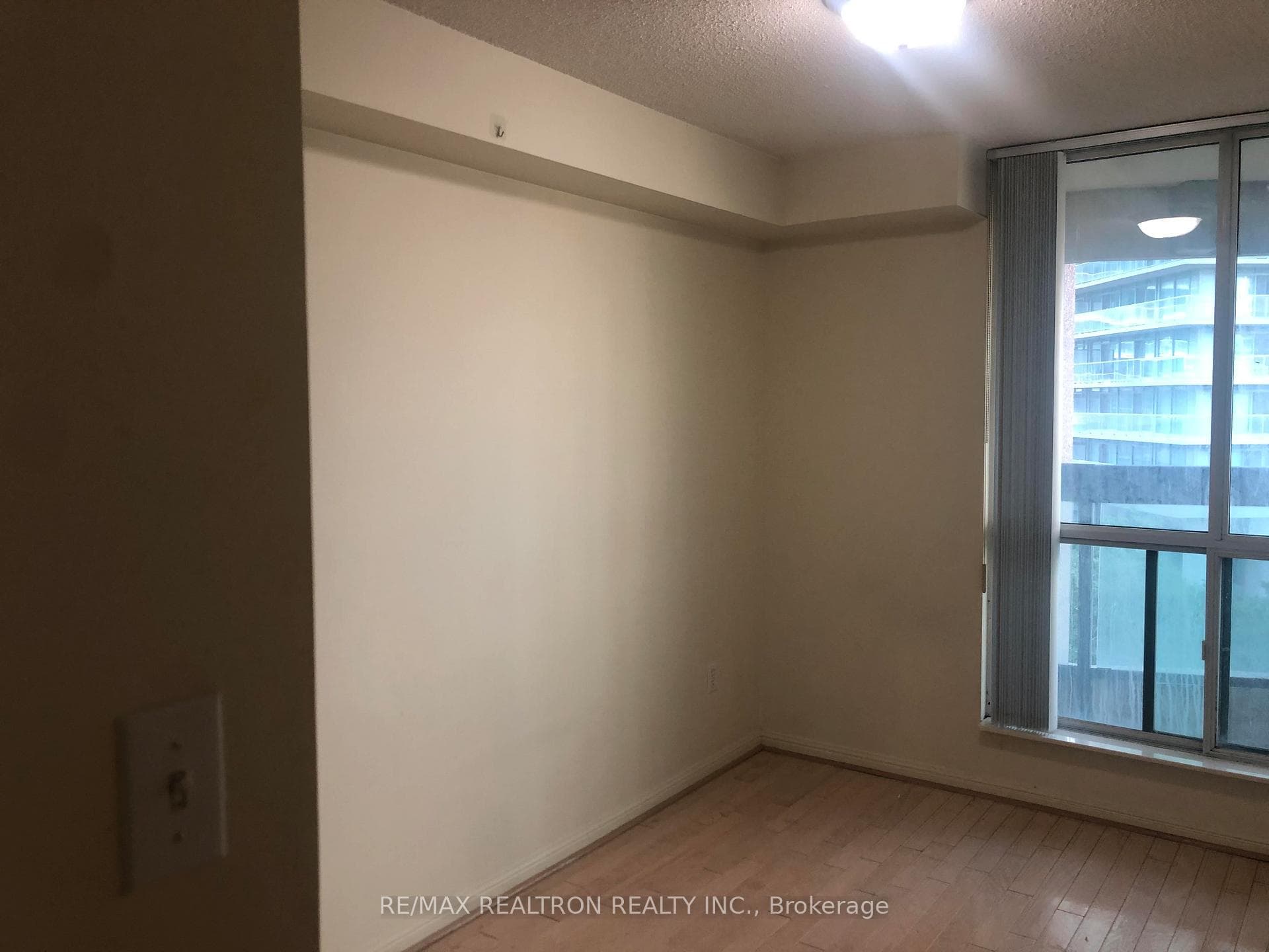 23 Lorraine Drive Unit 502 photo 16