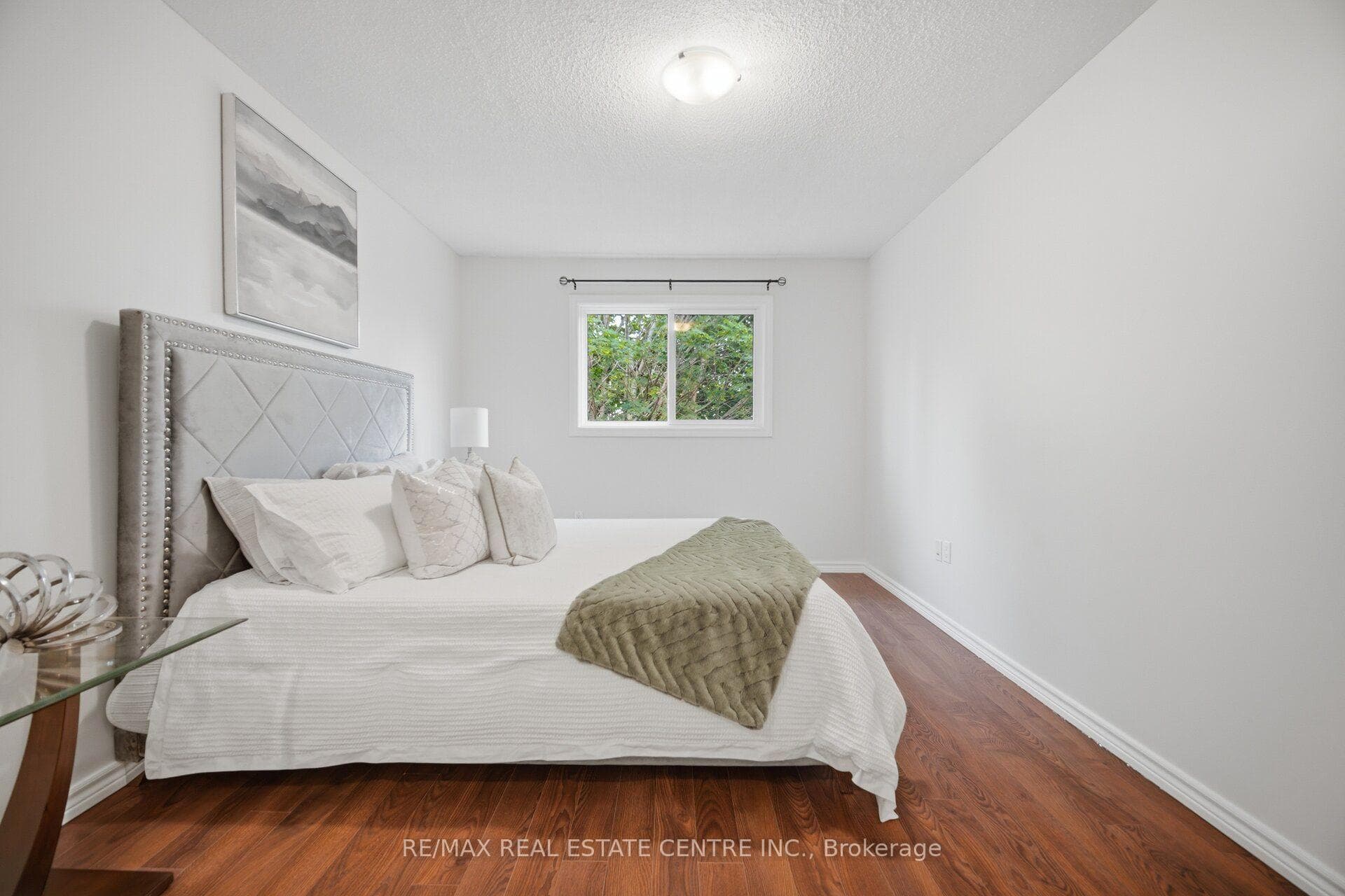 706 Carrying Place photo 27