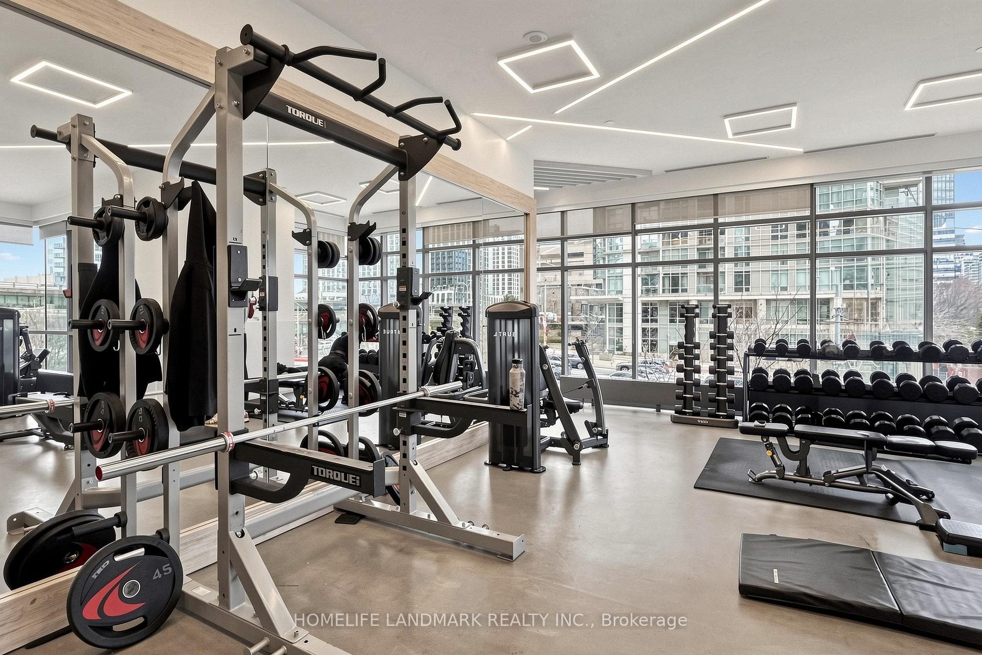 15 Fort York Boulevard Unit 2811 photo 29