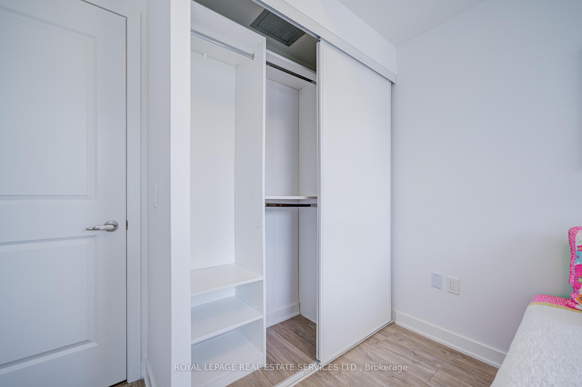 4675 Metcalfe Avenue Unit 1601 photo 27