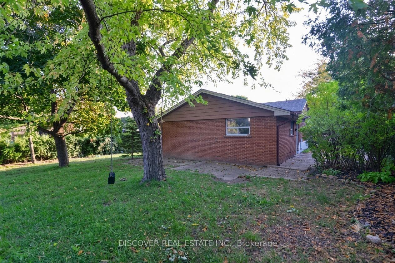 14 Donata Drive photo 27