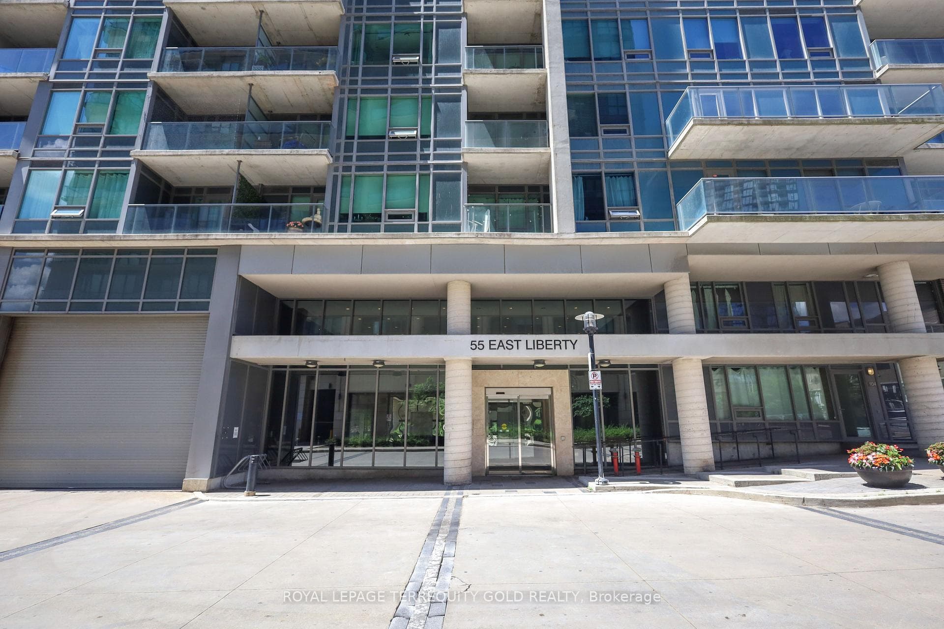 55 East Liberty Street Unit 212 photo 4