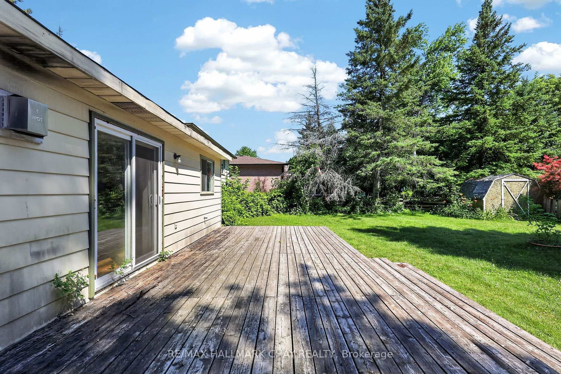23 Pine Park Boulevard photo 26
