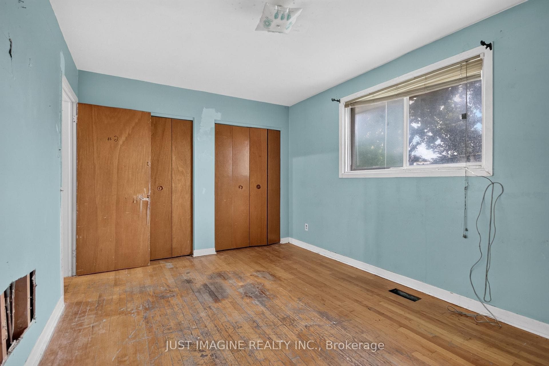 2654 Conn Street photo 25