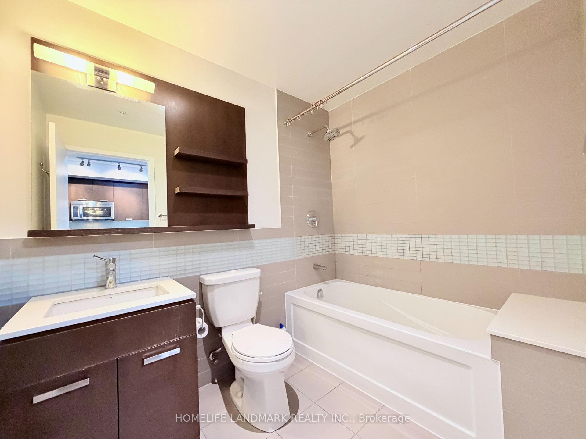 295 Adelaide Street Unit 1014 photo 10