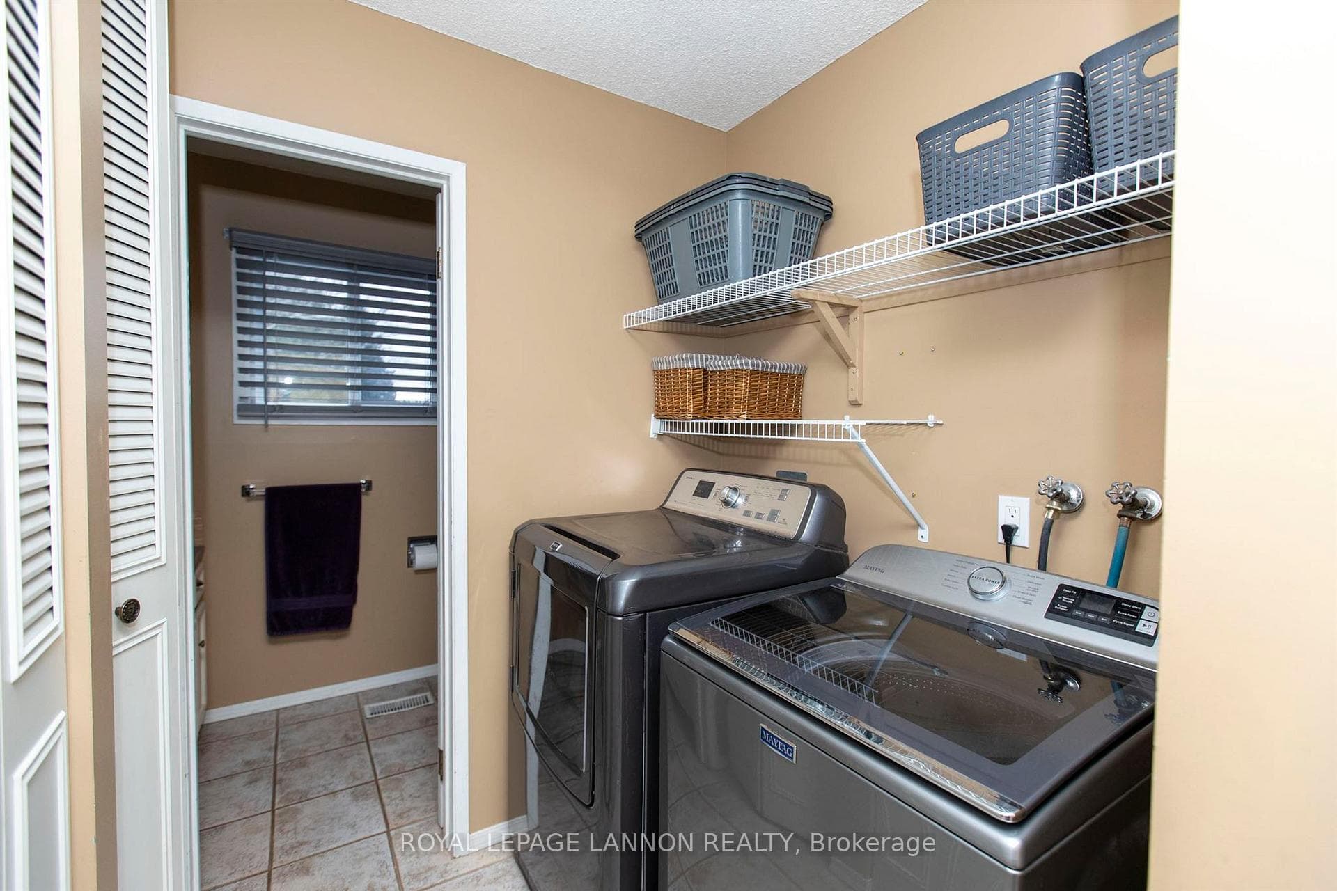 125 Anten Street photo 16
