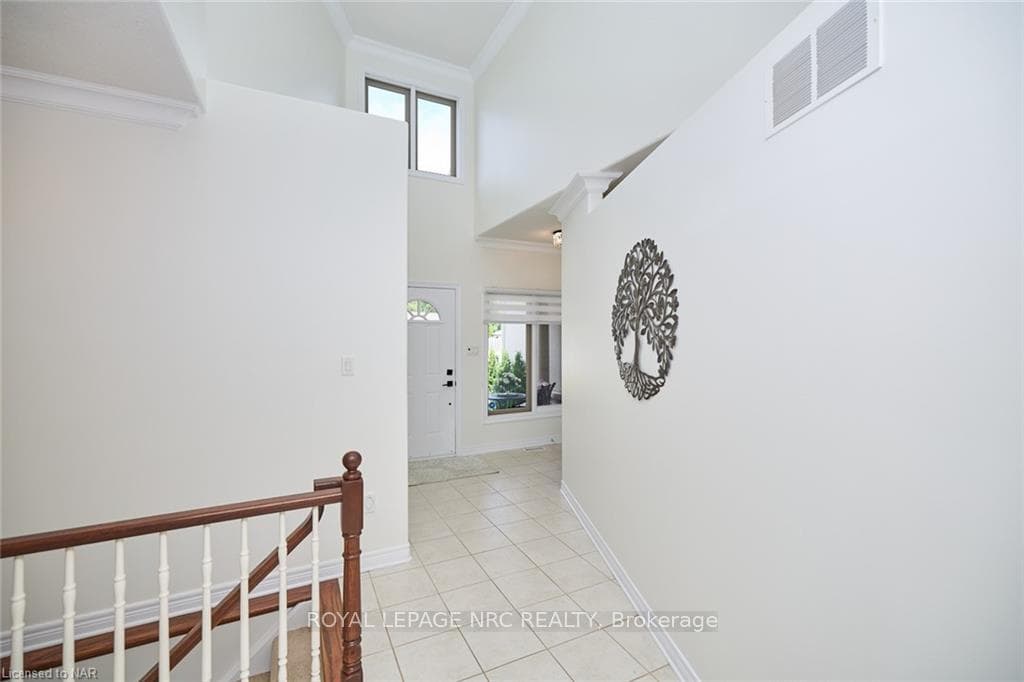 2457 Walker Court photo 6