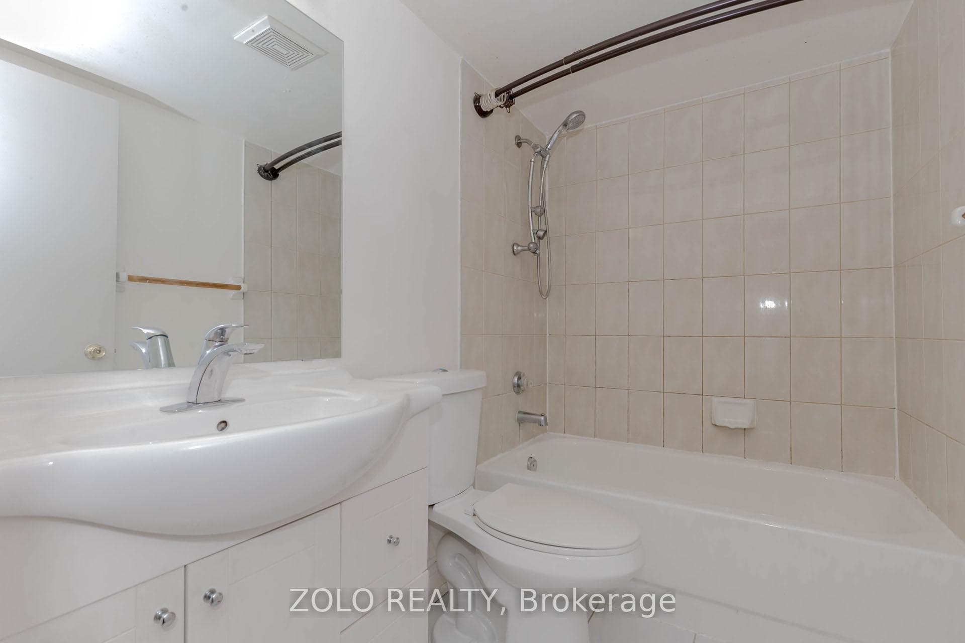 145 Hillcrest Avenue Unit 111 photo 24