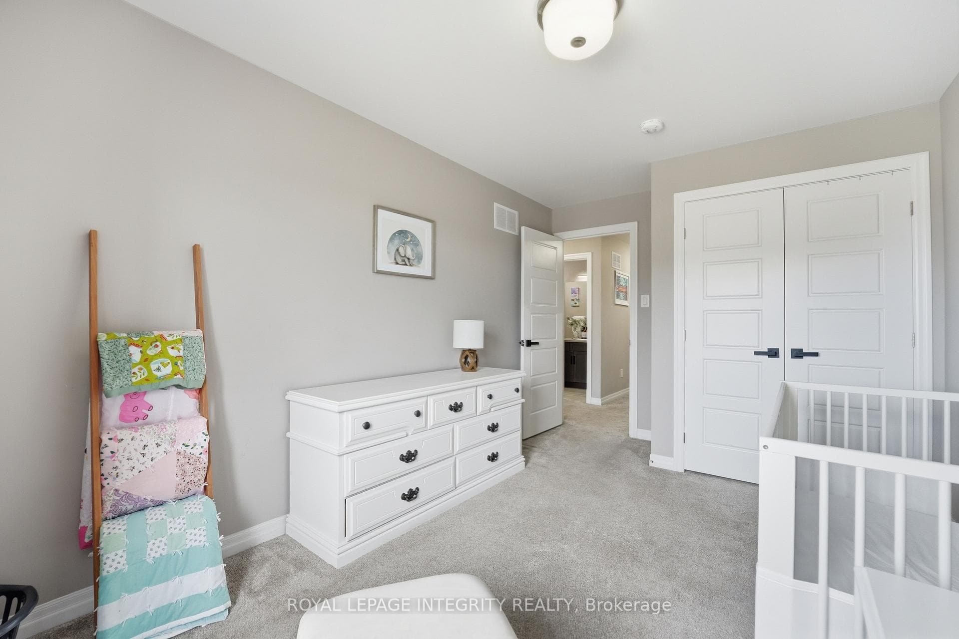 48 Code Crescent photo 22