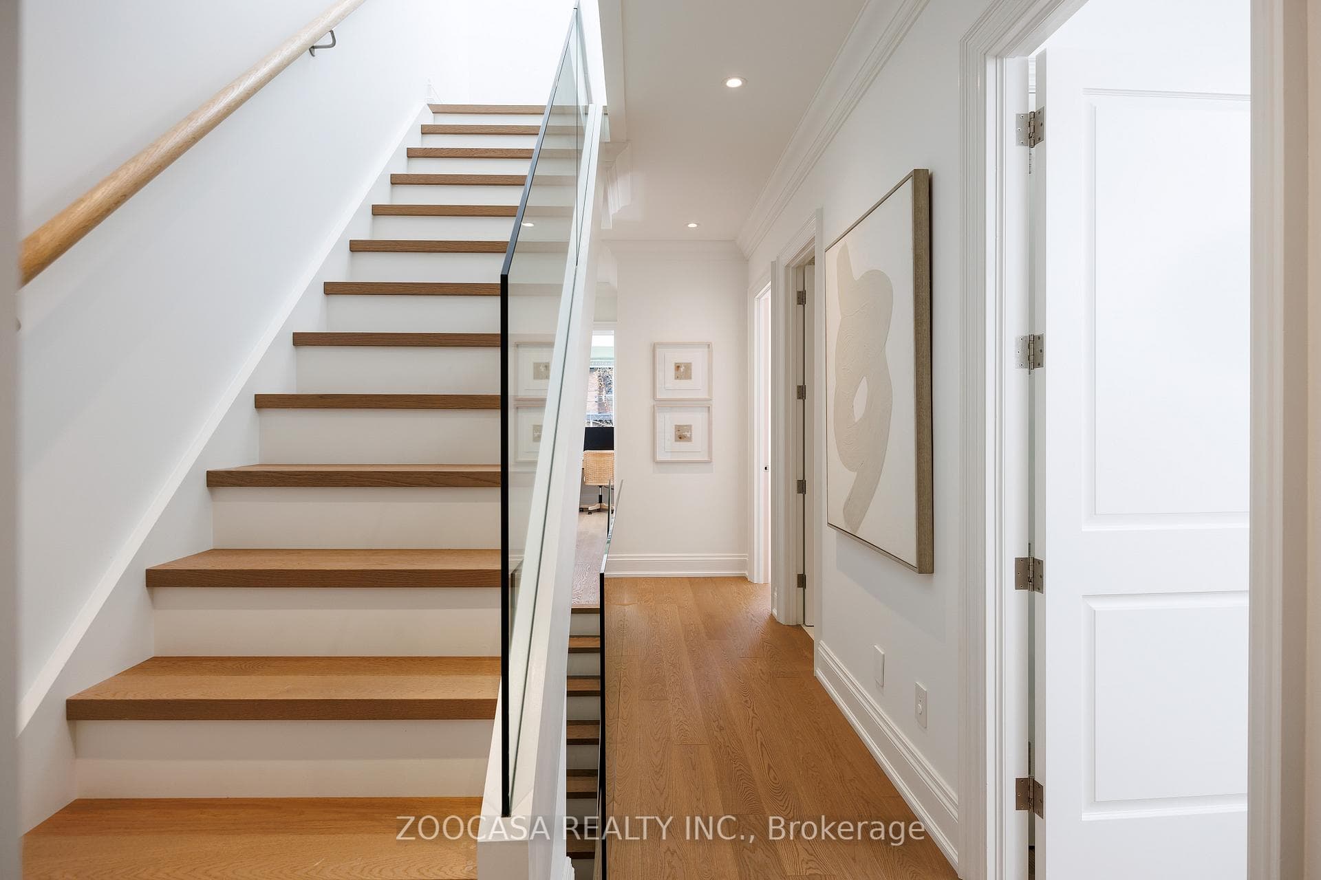 95 Walker Avenue photo 28