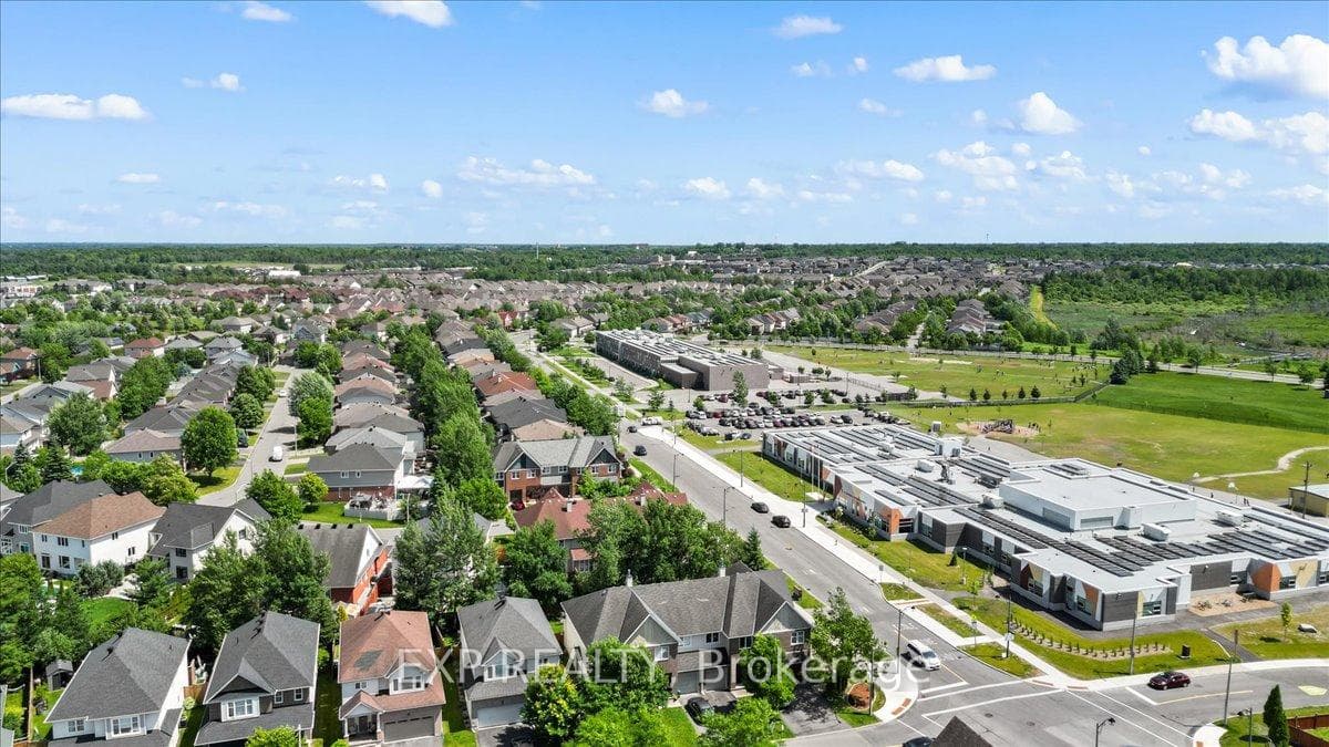 264 Bradwell Way photo 43