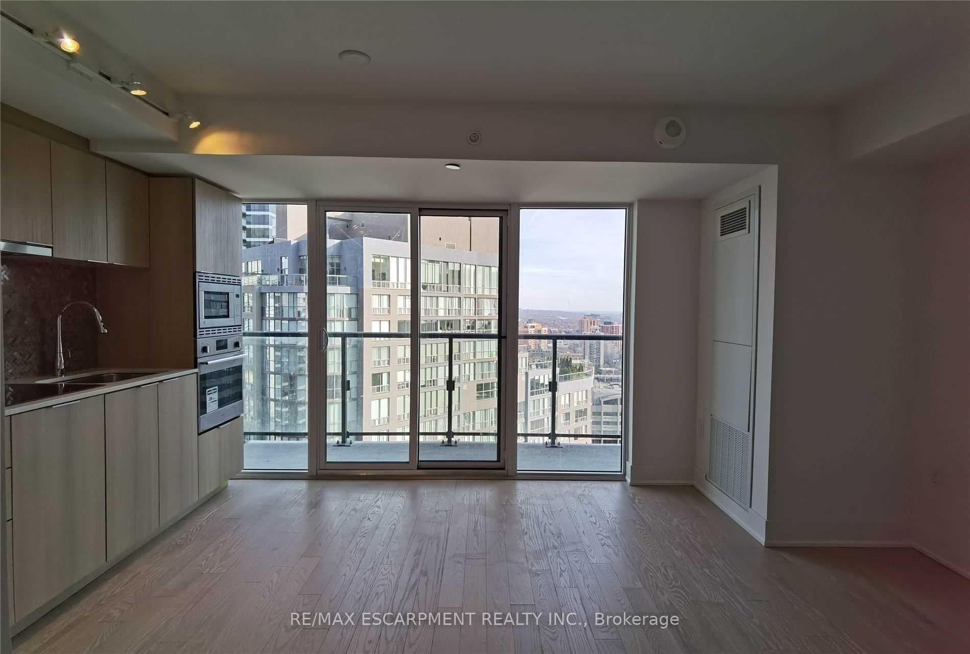955 Bay Street Unit 2303 photo 2