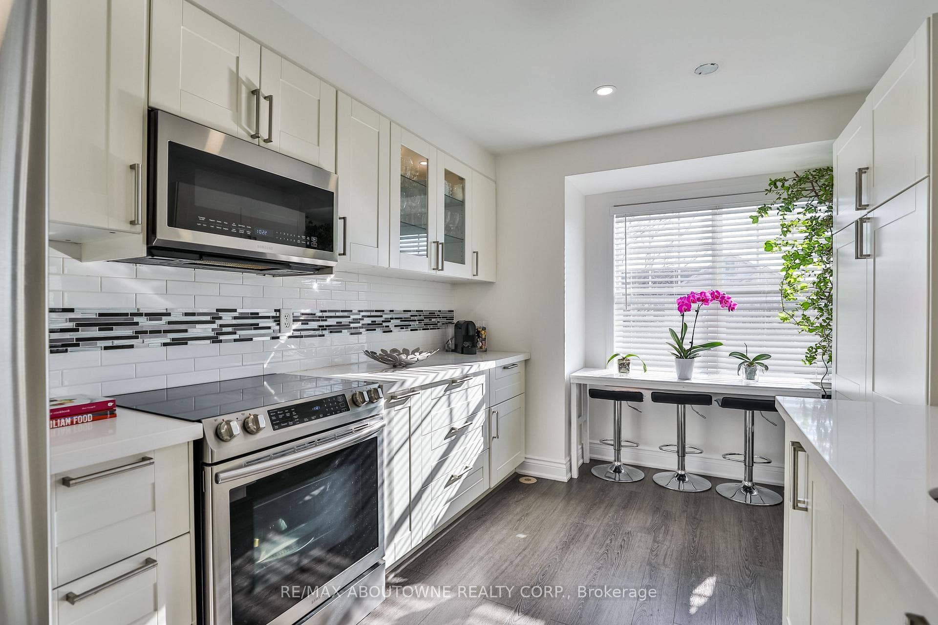 3167 Stornoway Circle photo 10