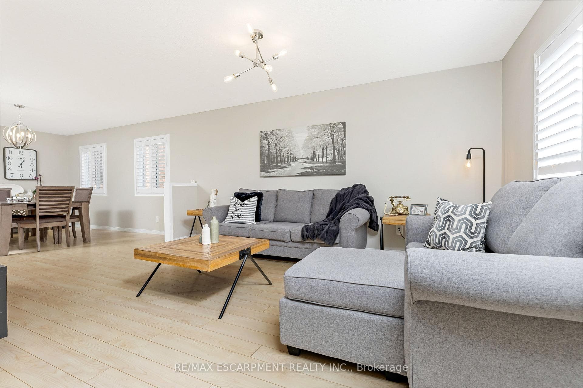 9 Warren Street photo 11