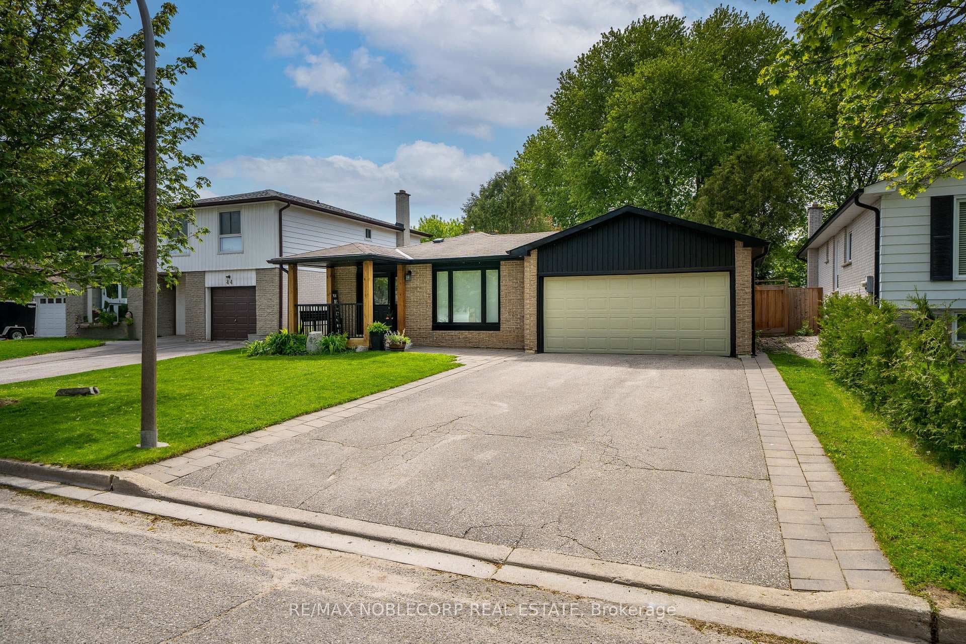 42 Mitchell Avenue photo 4