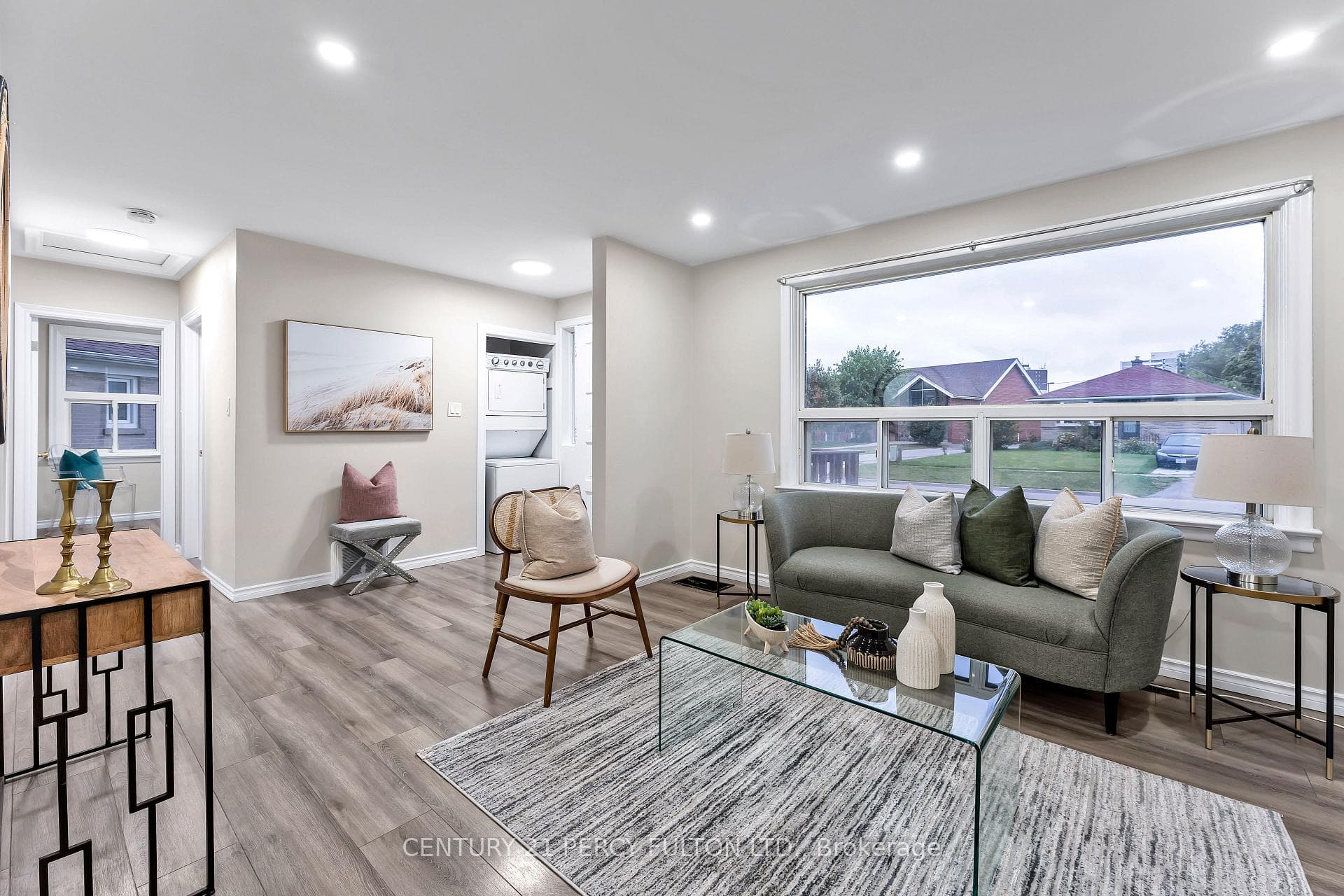 66 Kings Crescent photo 4