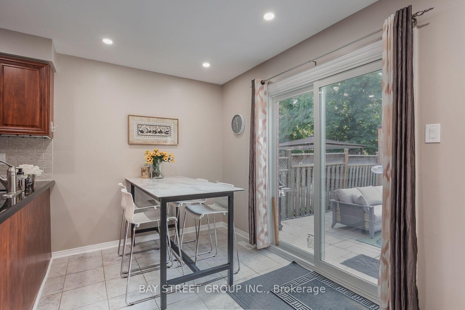 4882 Rosebush Road photo 13