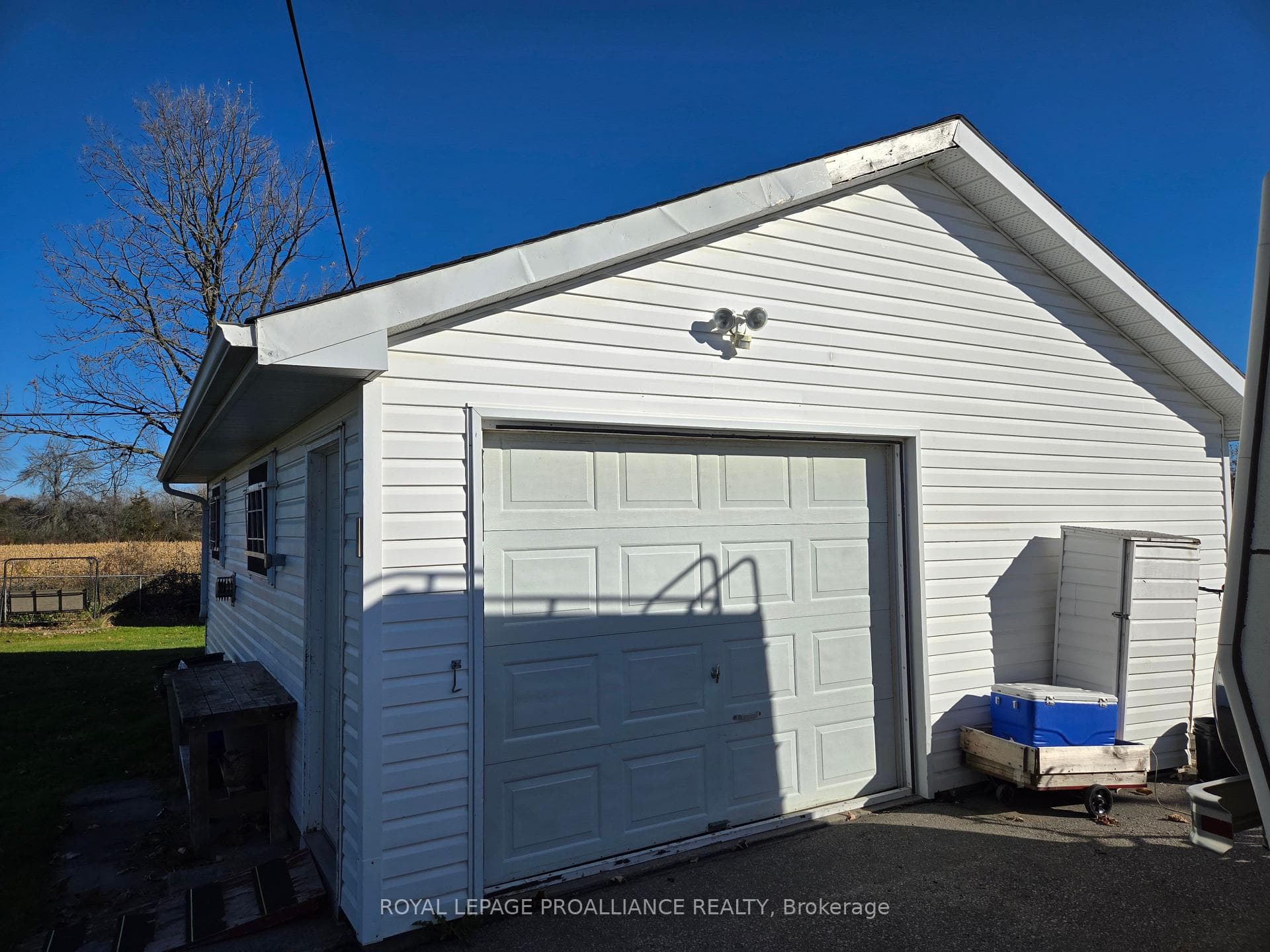 22 X 27 Garage/workshop.