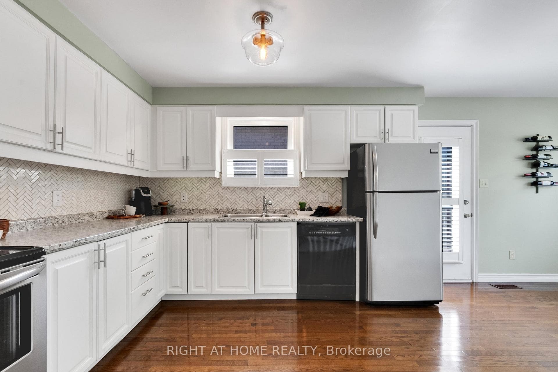 819 Mahina Street photo 8