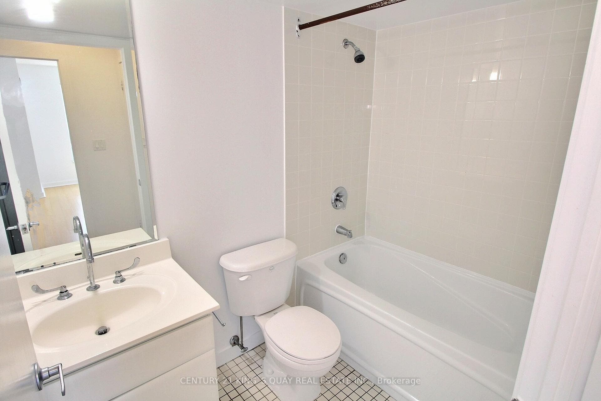 36 Lee Centre Drive Unit 2009 photo 10