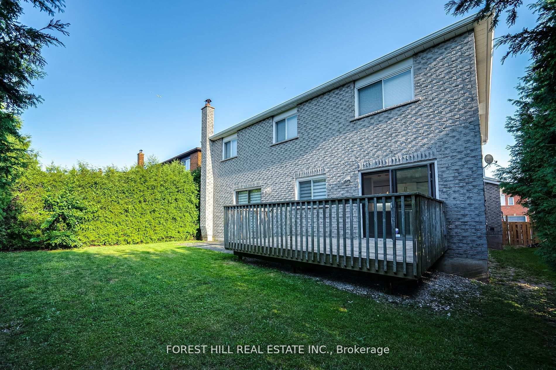 112 Downing Boulevard photo 34